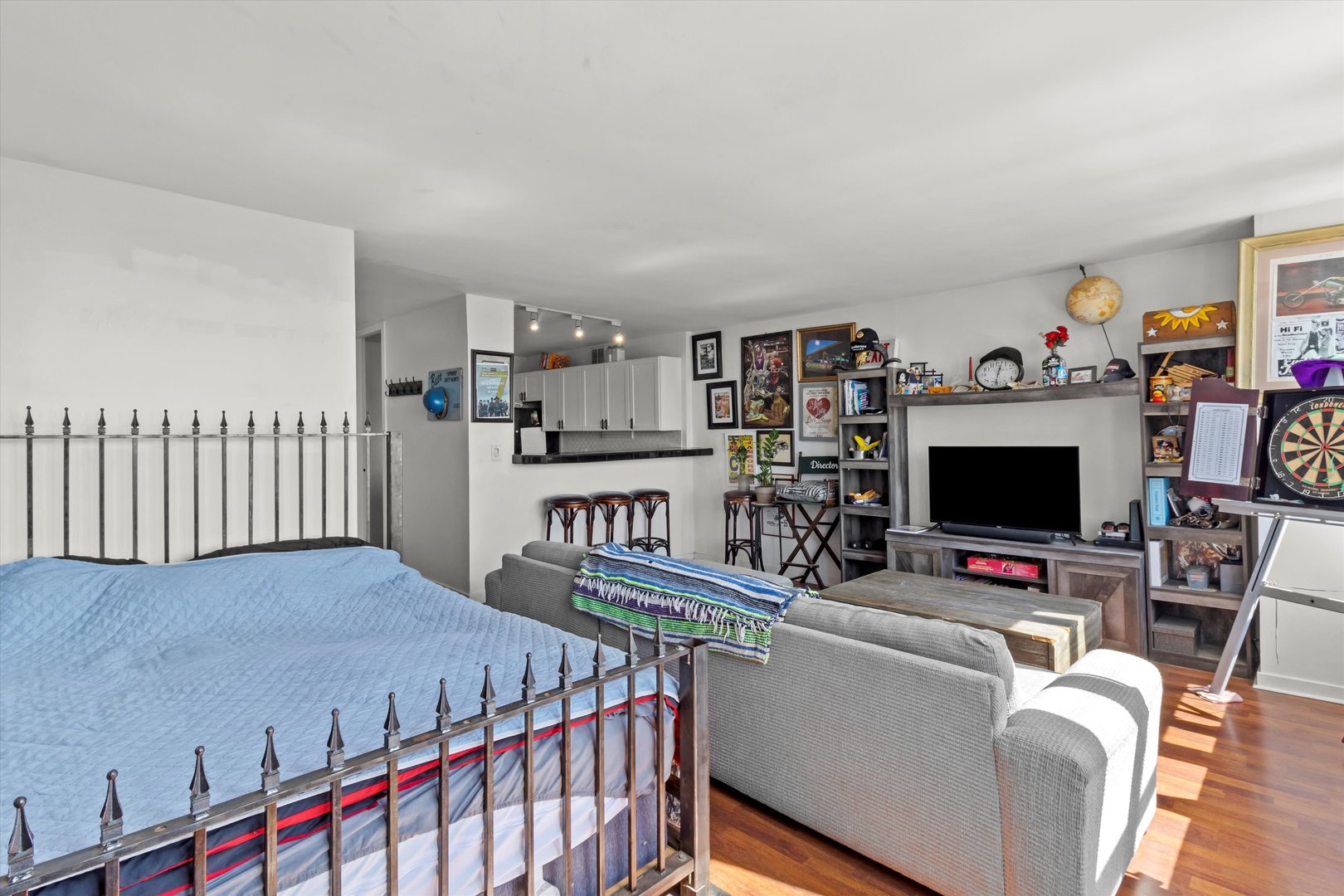 655 W Irving Park Road Unit: 3509