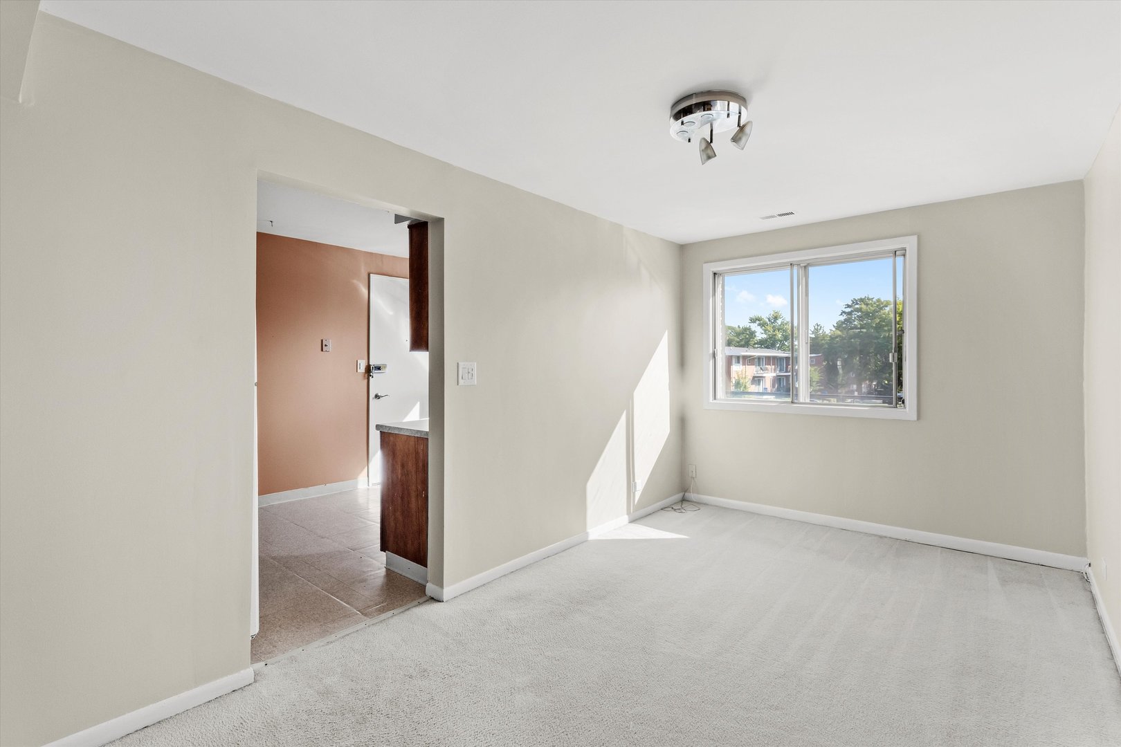 10124 Peach Parkway Unit: 208