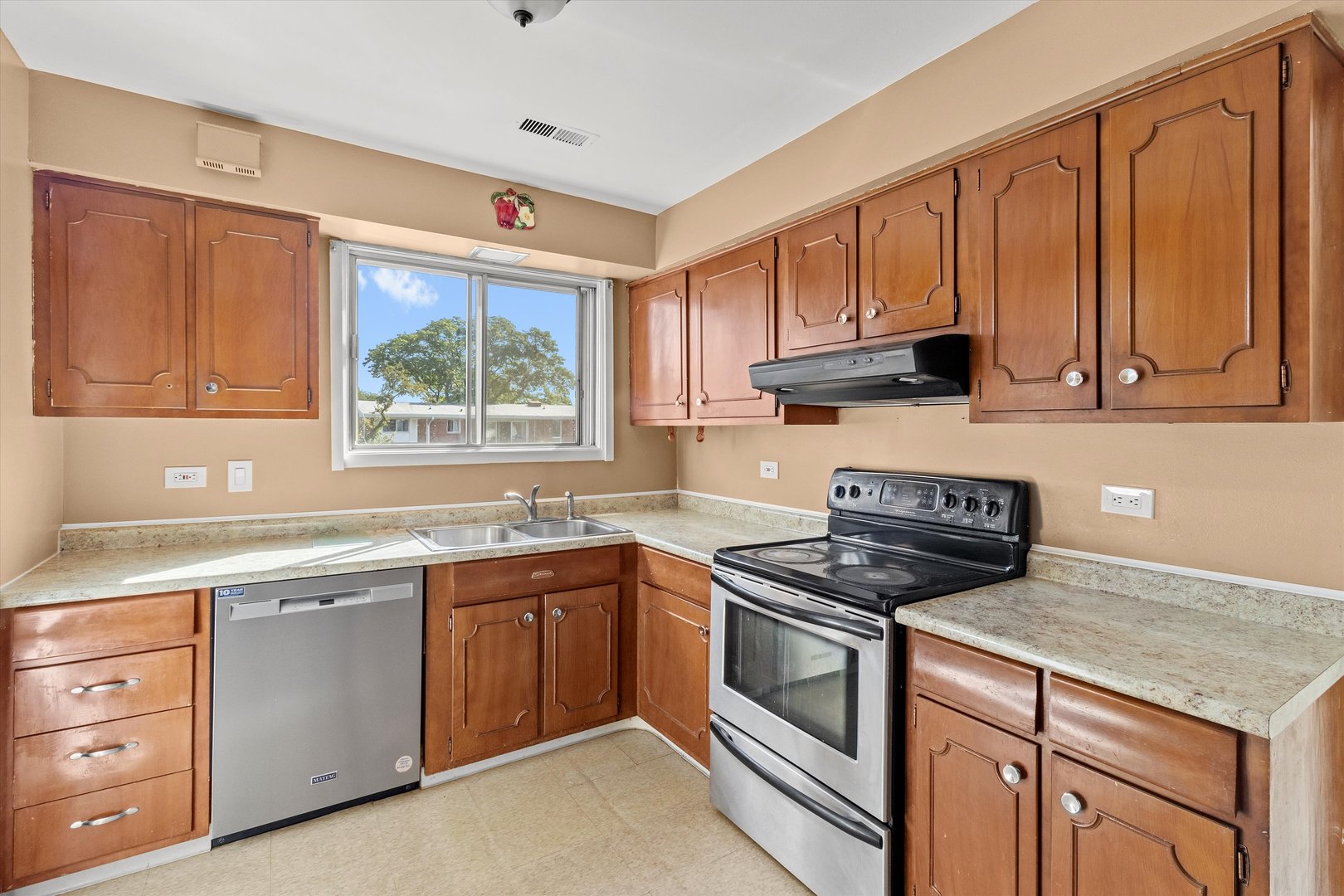 10124 Peach Parkway Unit: 208