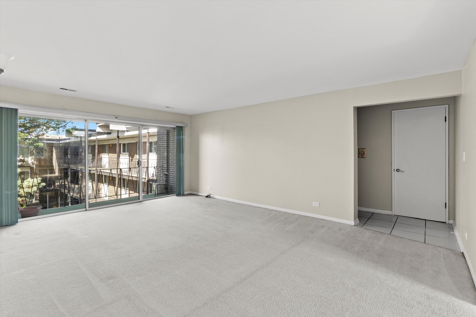 10124 Peach Parkway Unit: 208