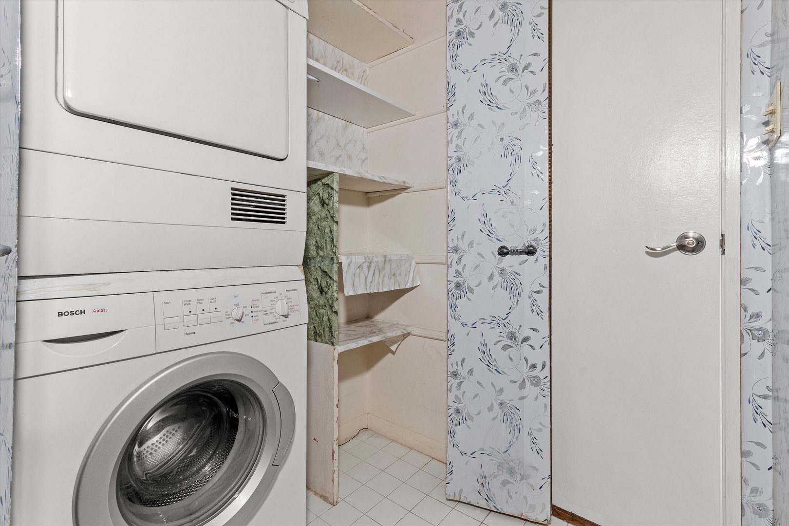 10124 Peach Parkway Unit: 208