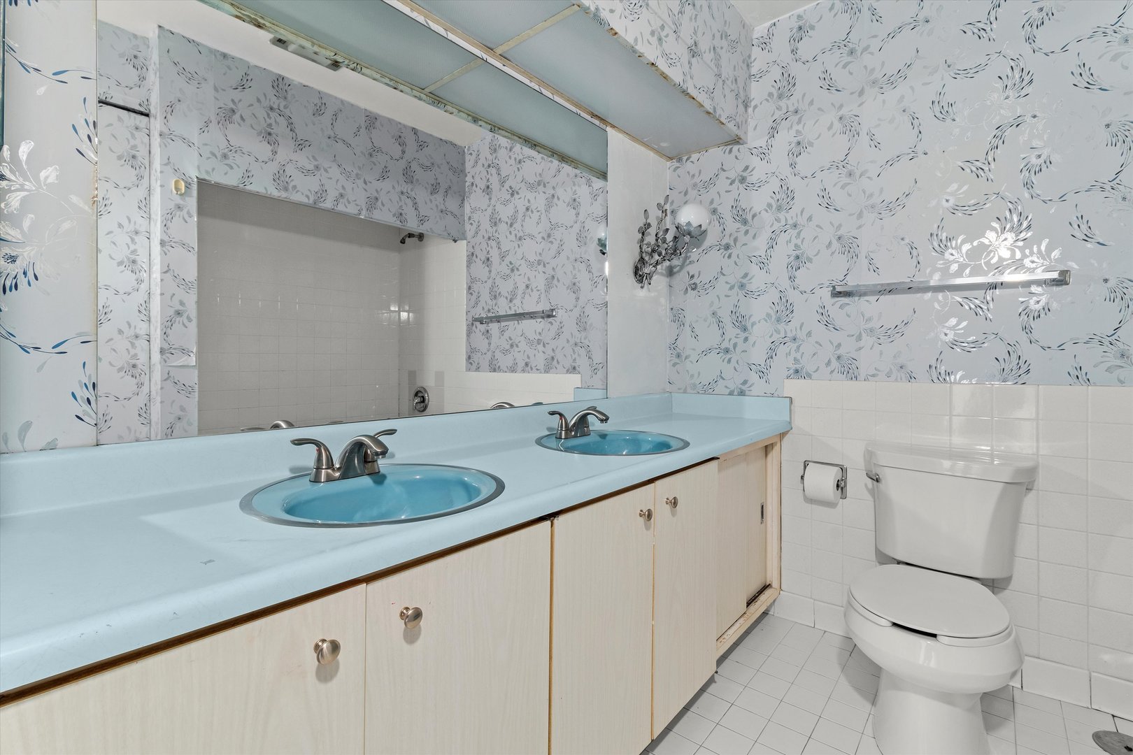 10124 Peach Parkway Unit: 208