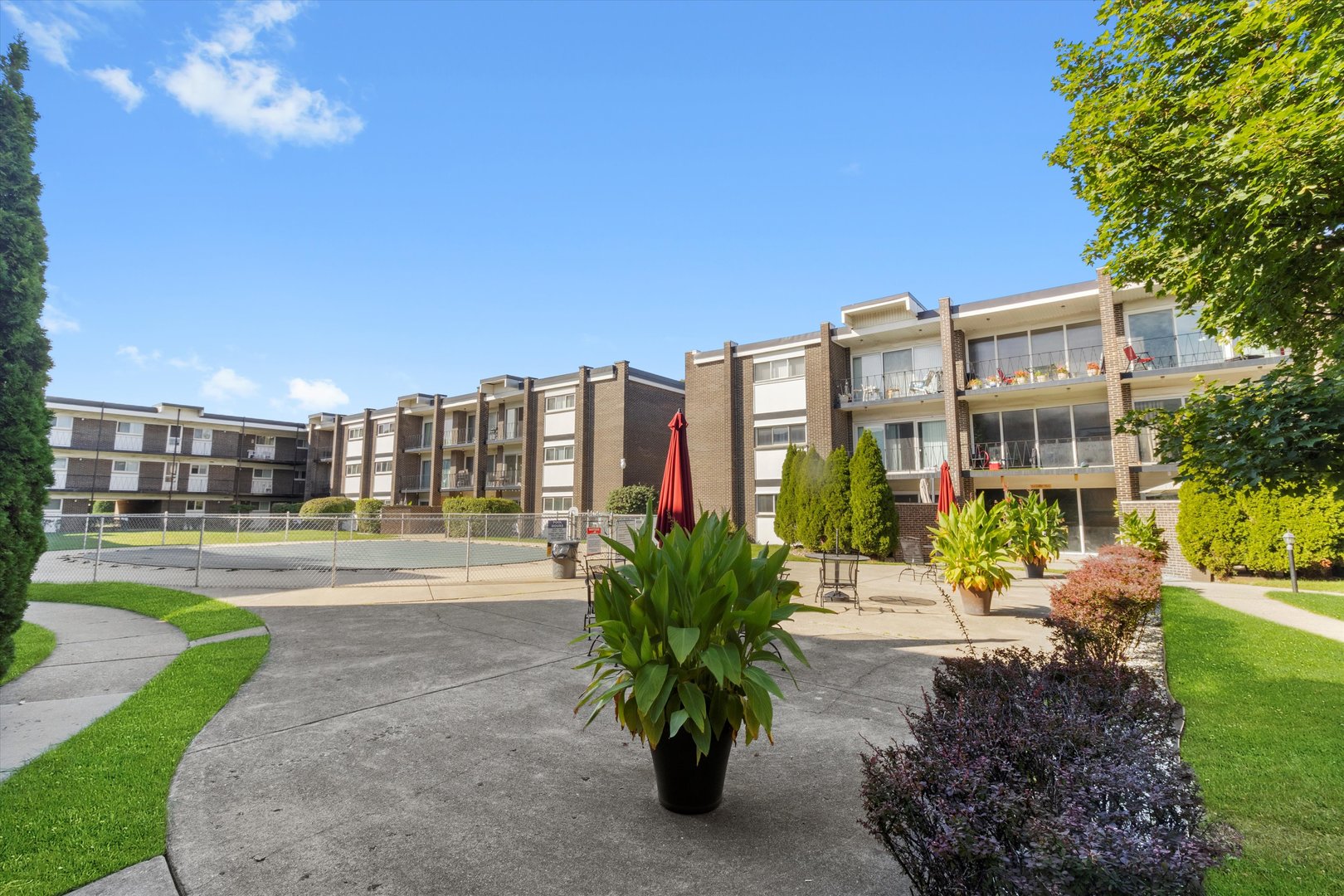 10124 Peach Parkway Unit: 208