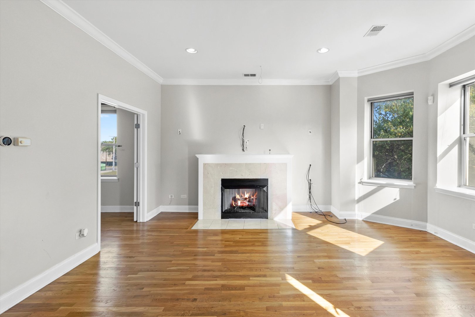 512 E Oakwood Boulevard Unit: 2