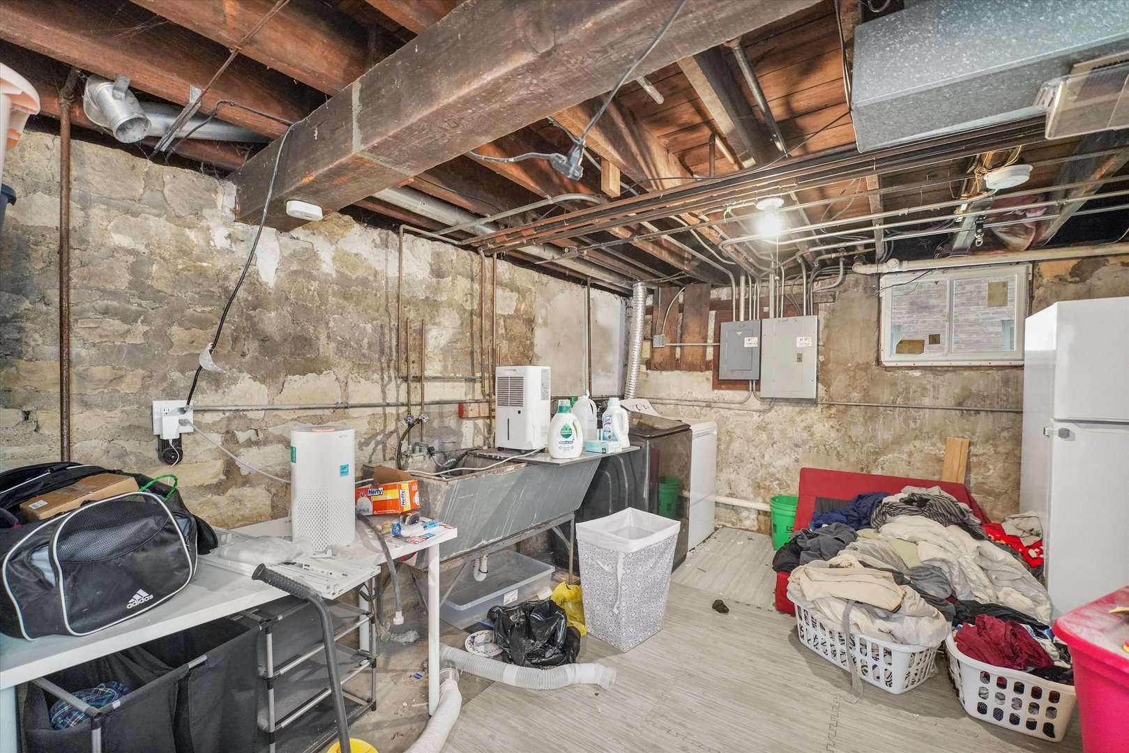 12609 Maple Avenue