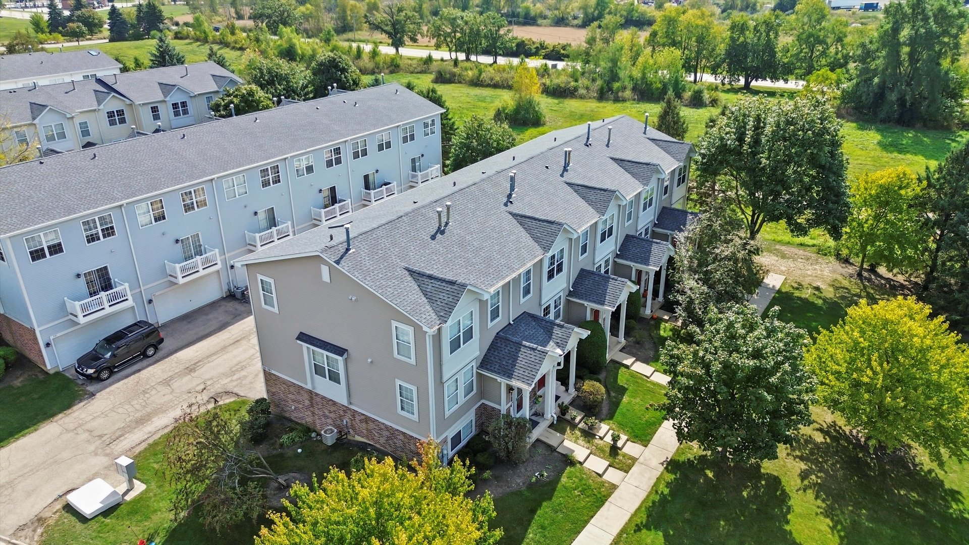 284 Holiday Lane