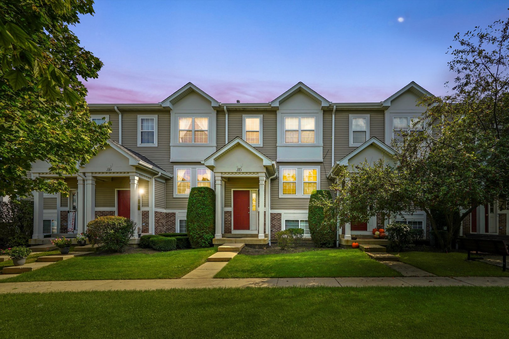 284 Holiday Lane