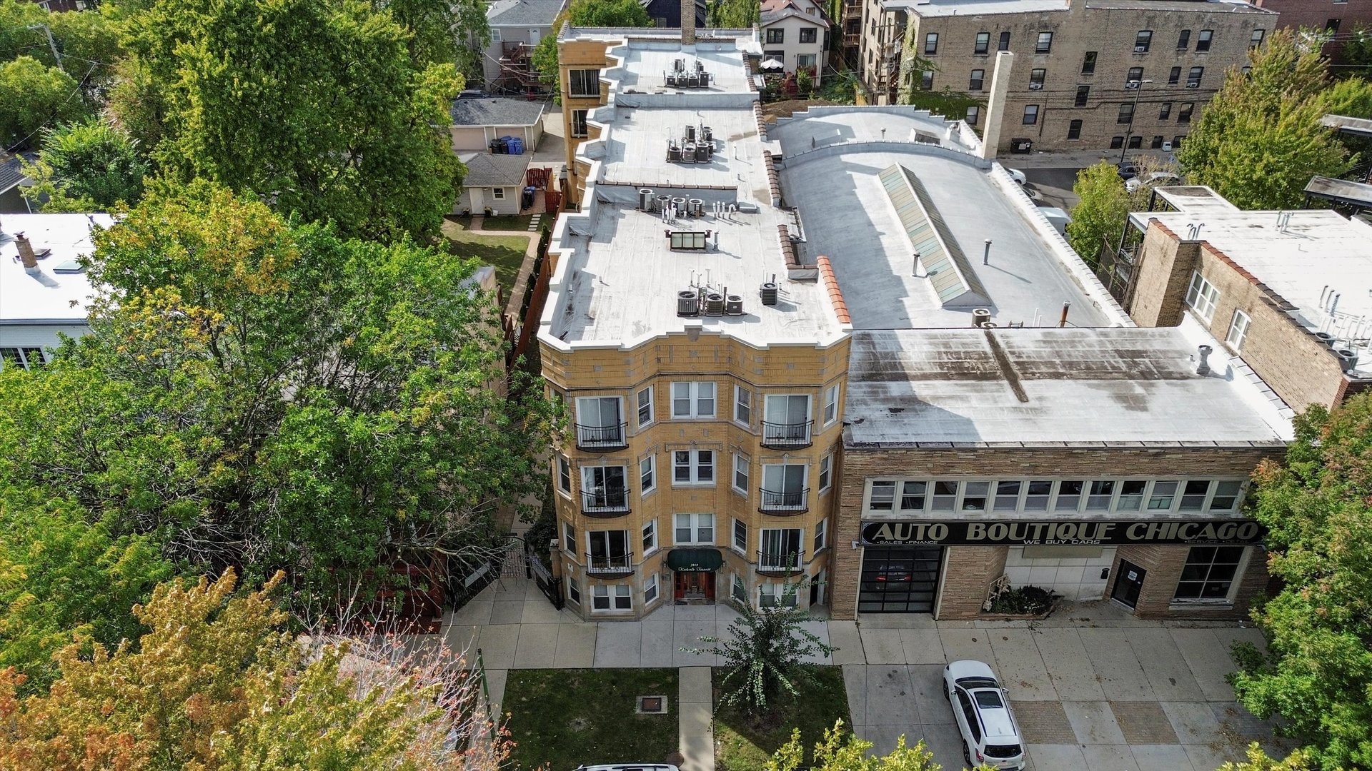 3918 N KEDVALE Avenue Unit: GS