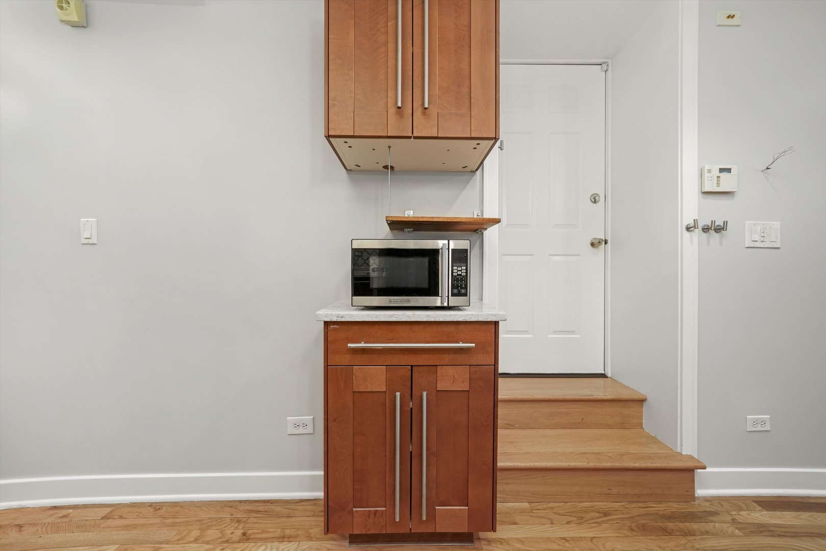 3918 N KEDVALE Avenue Unit: GS