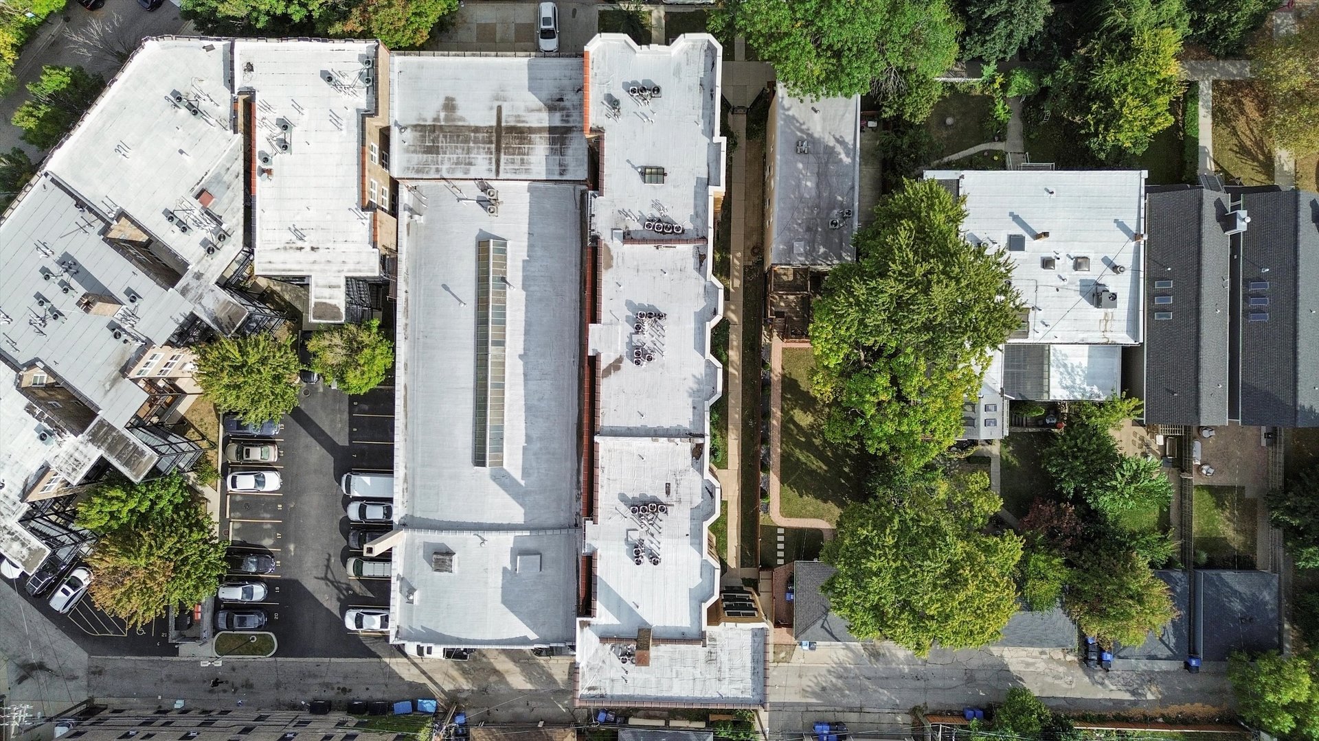 3918 N KEDVALE Avenue Unit: GS