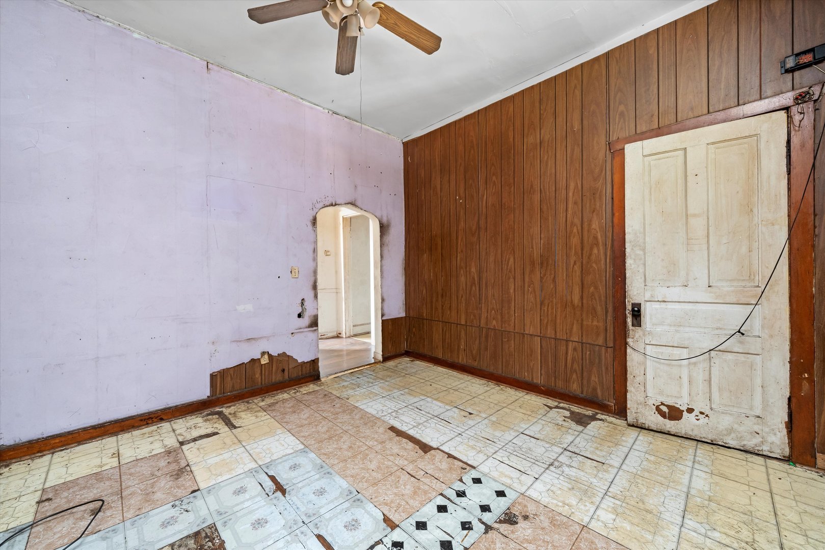 5042 S Laflin Street