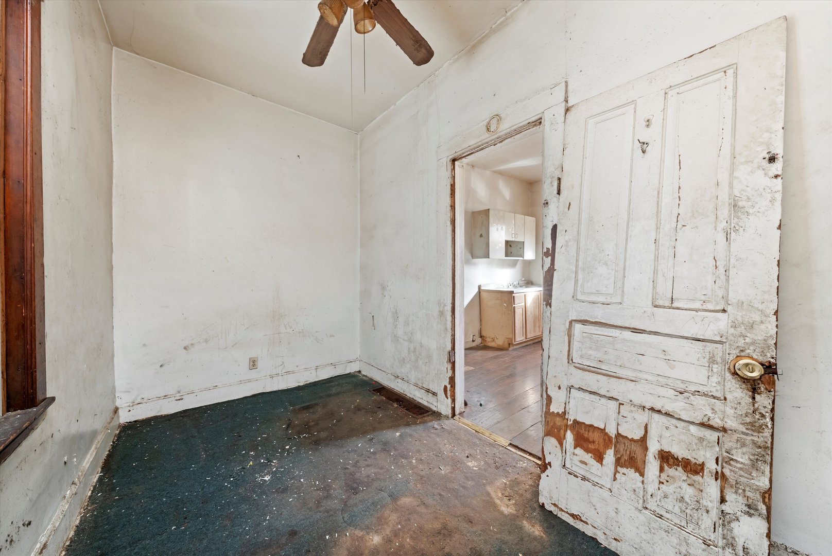 5042 S Laflin Street