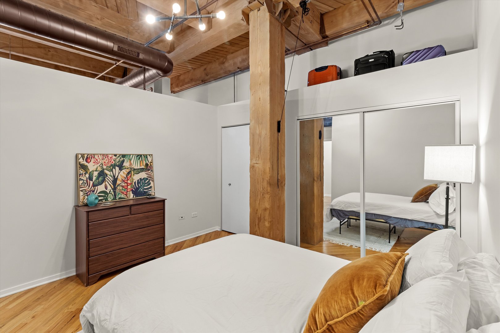 1040 W Adams Street Unit: 427