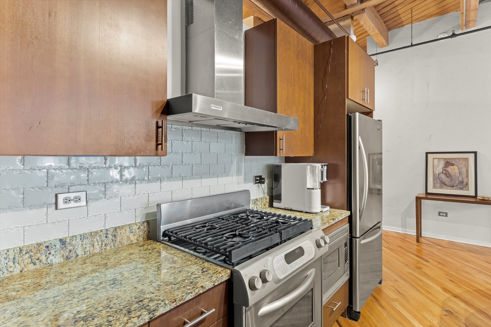 1040 W Adams Street Unit: 427