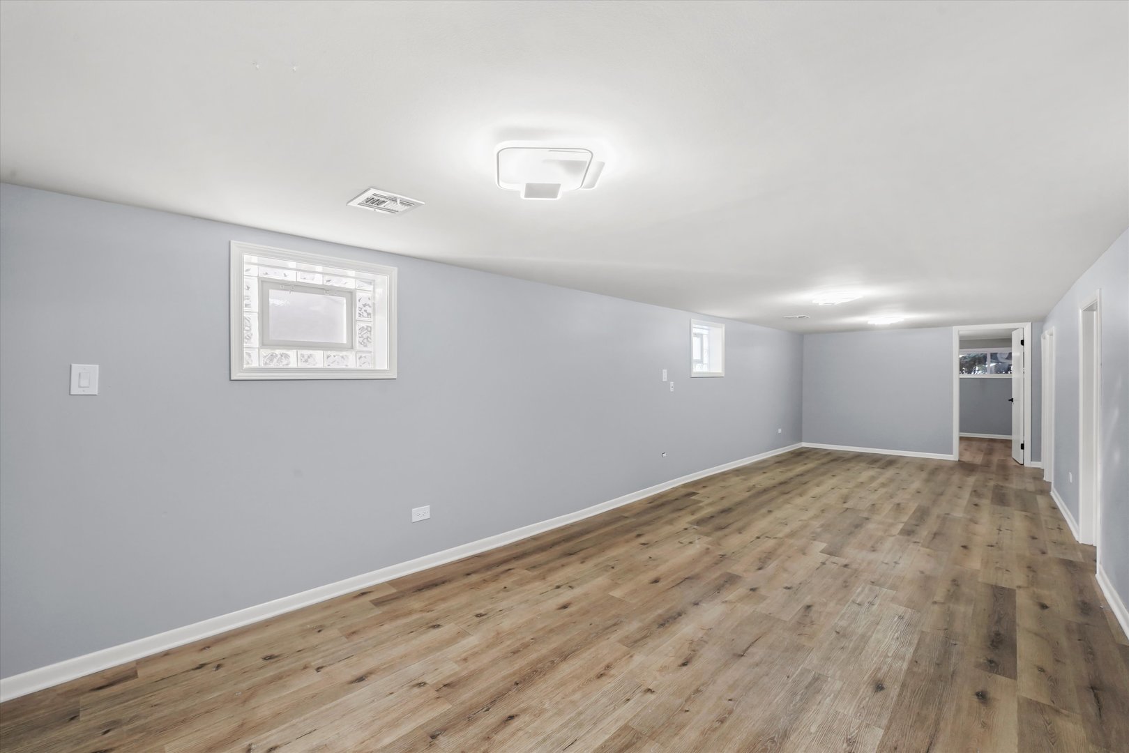 3353 N Ozanam Avenue Unit: G