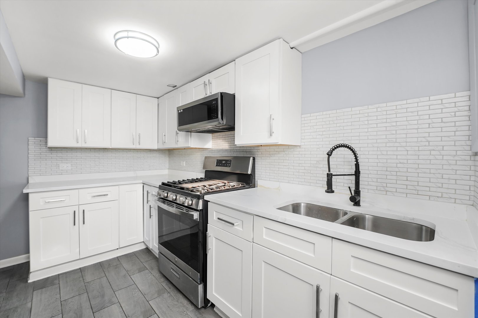 3353 N Ozanam Avenue Unit: G