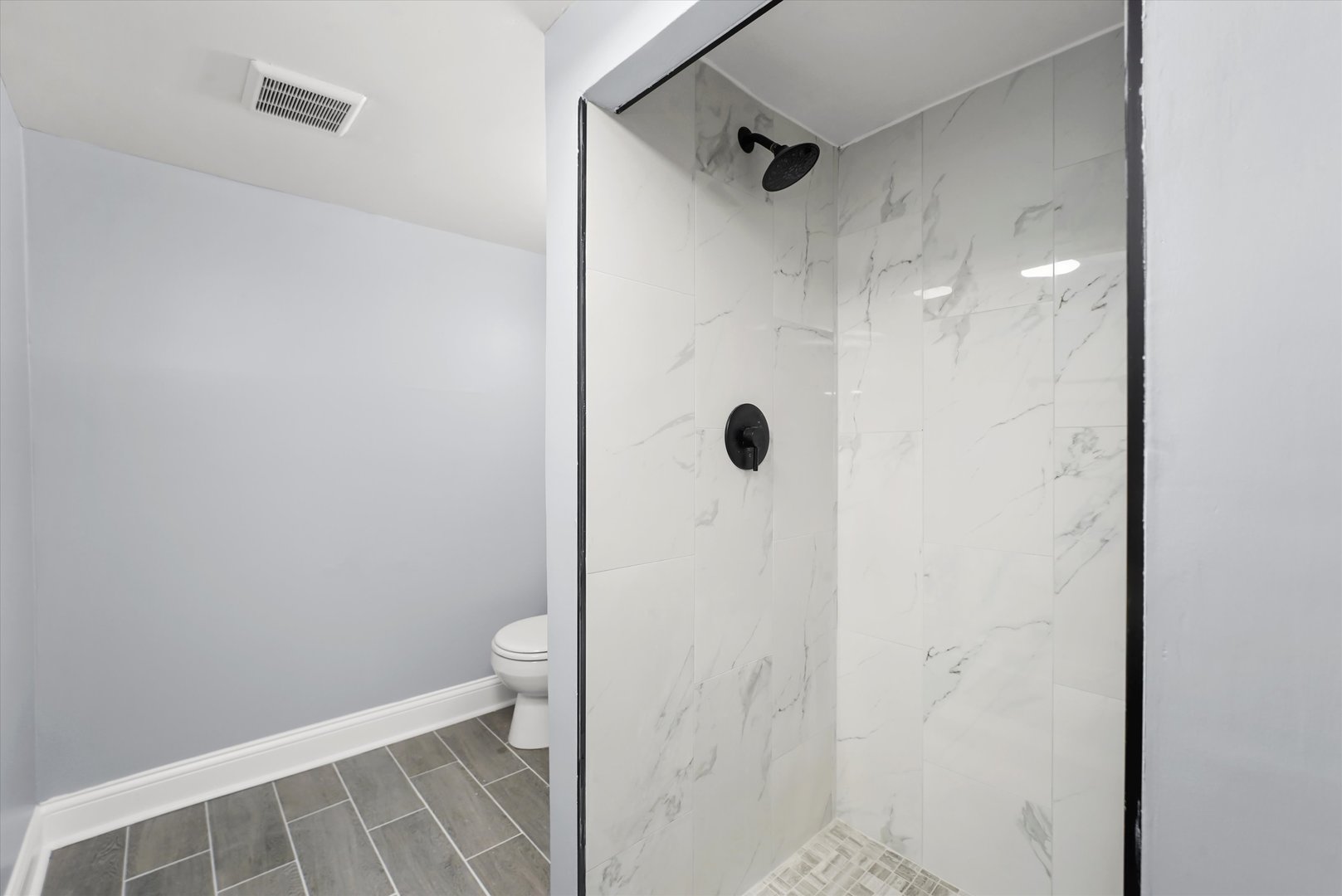 3353 N Ozanam Avenue Unit: G