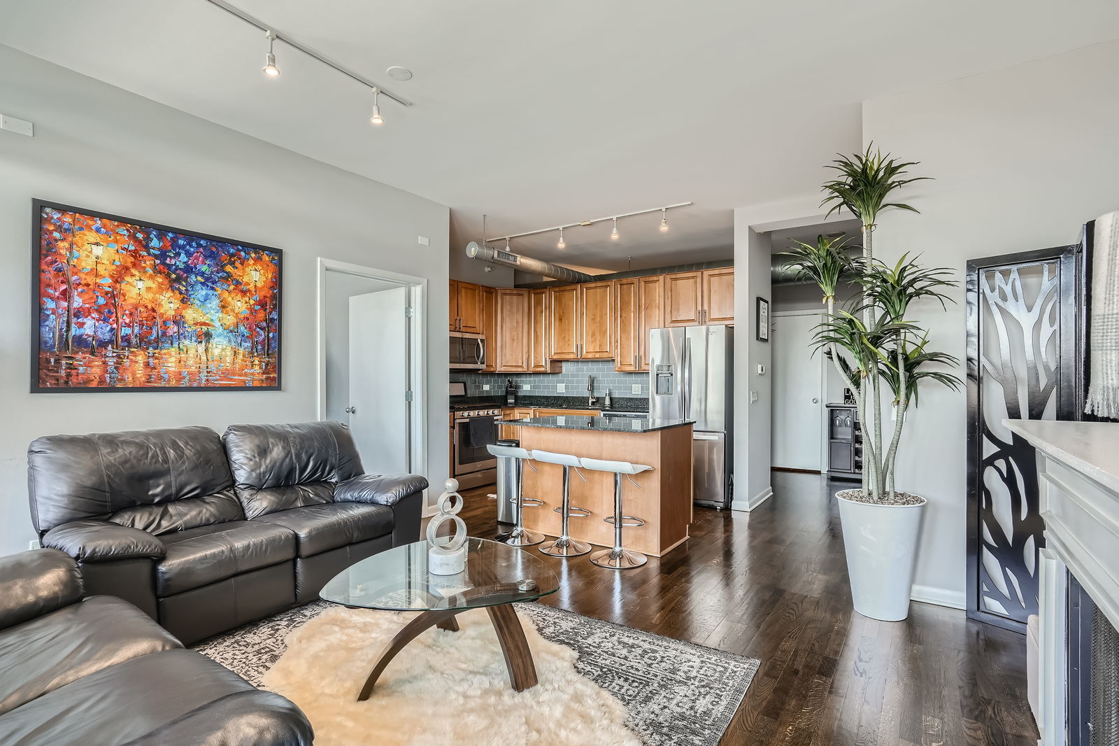 1200 W Monroe Street Unit: 812
