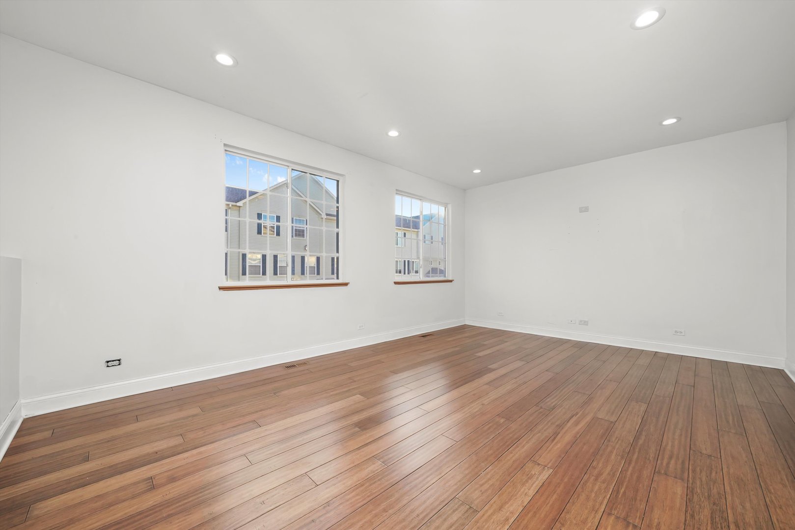 409 Evergreen Circle Unit: 4