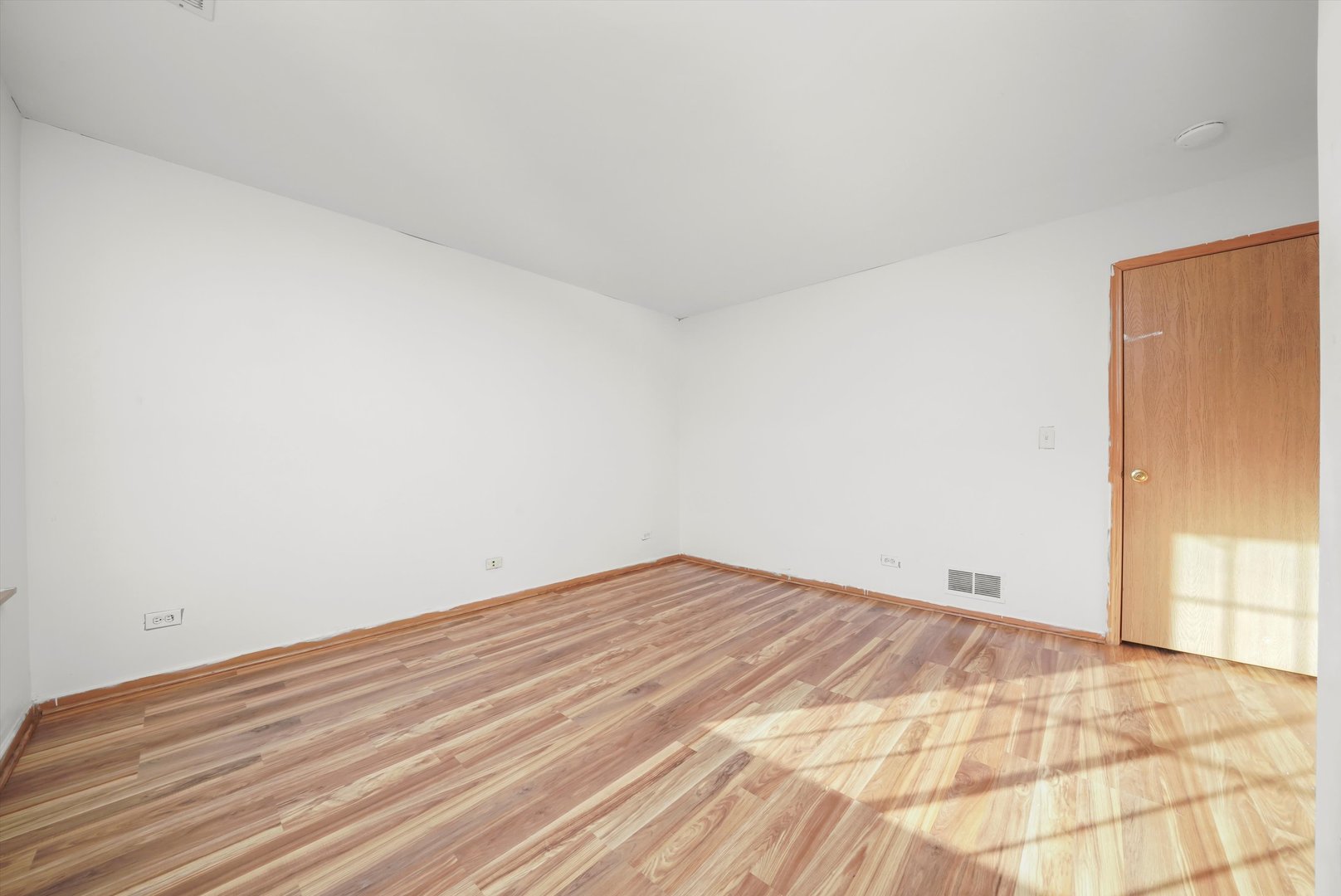 409 Evergreen Circle Unit: 4