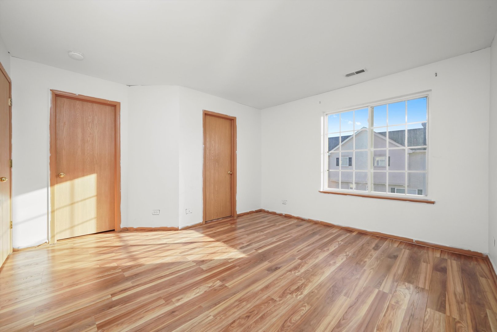 409 Evergreen Circle Unit: 4