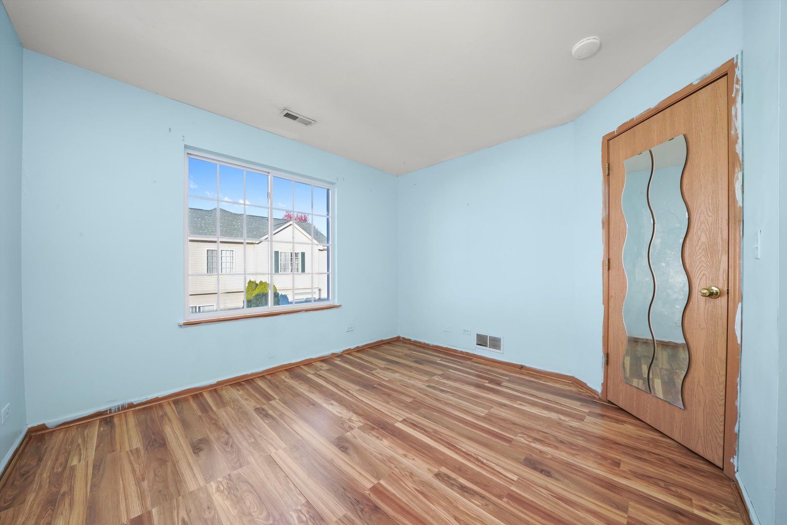 409 Evergreen Circle Unit: 4