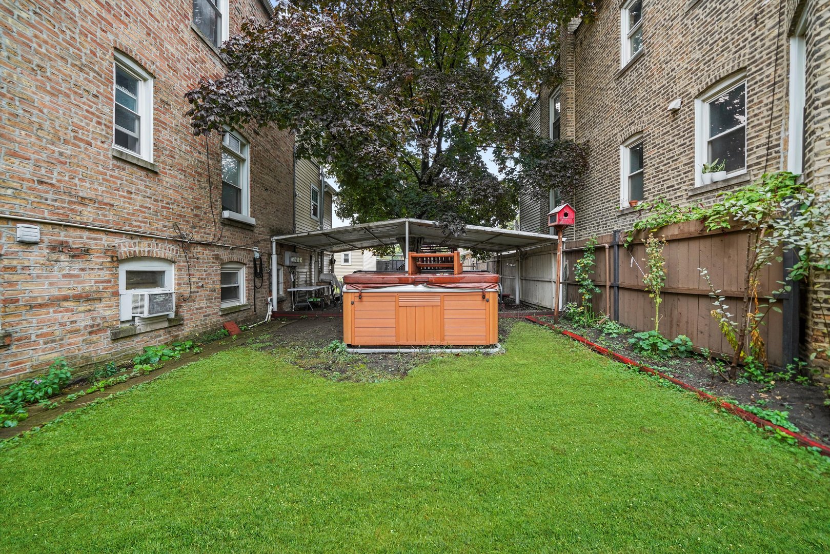 1450 N Springfield Avenue