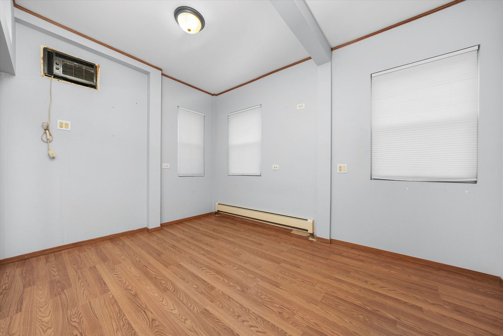 1450 N Springfield Avenue