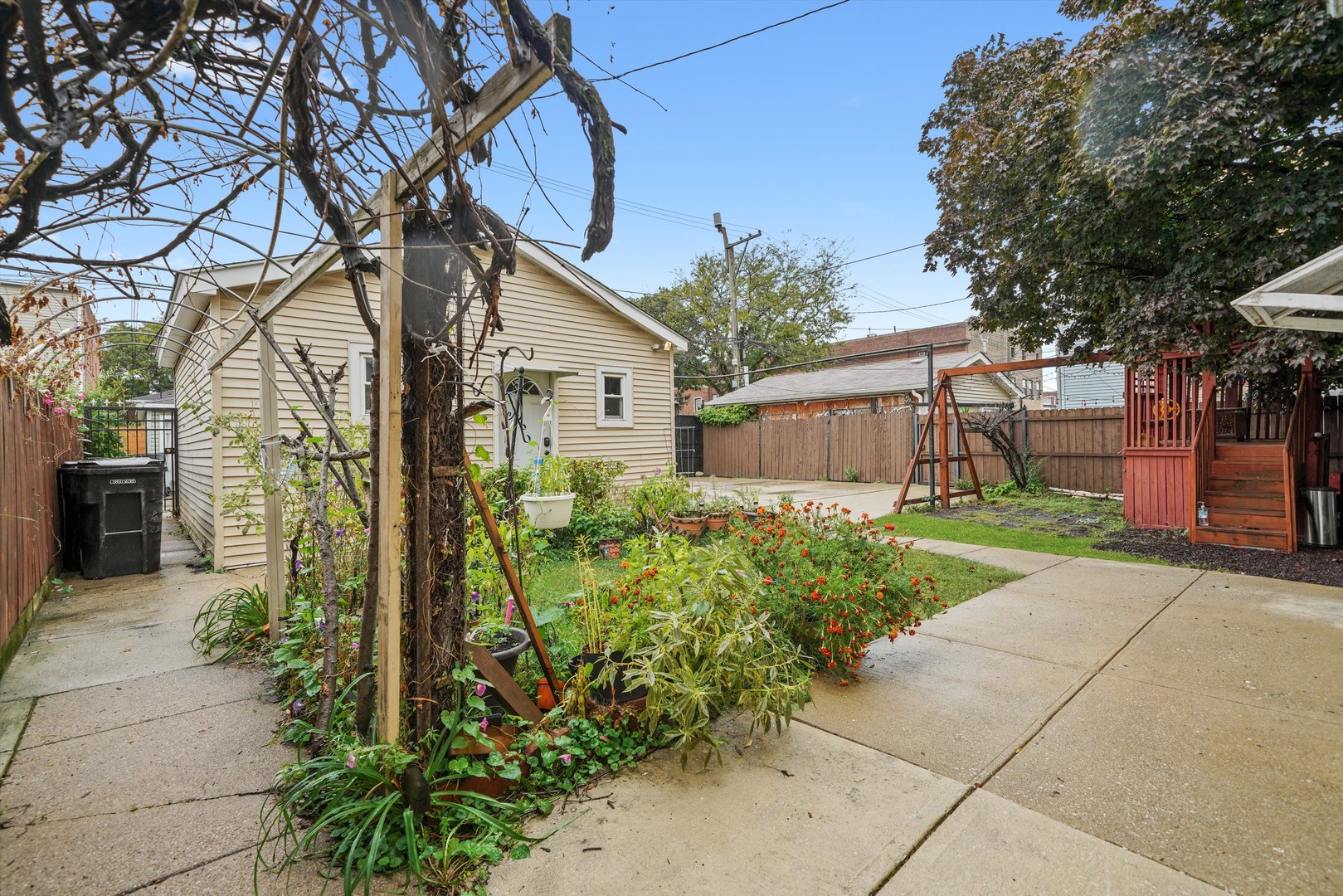 1450 N Springfield Avenue