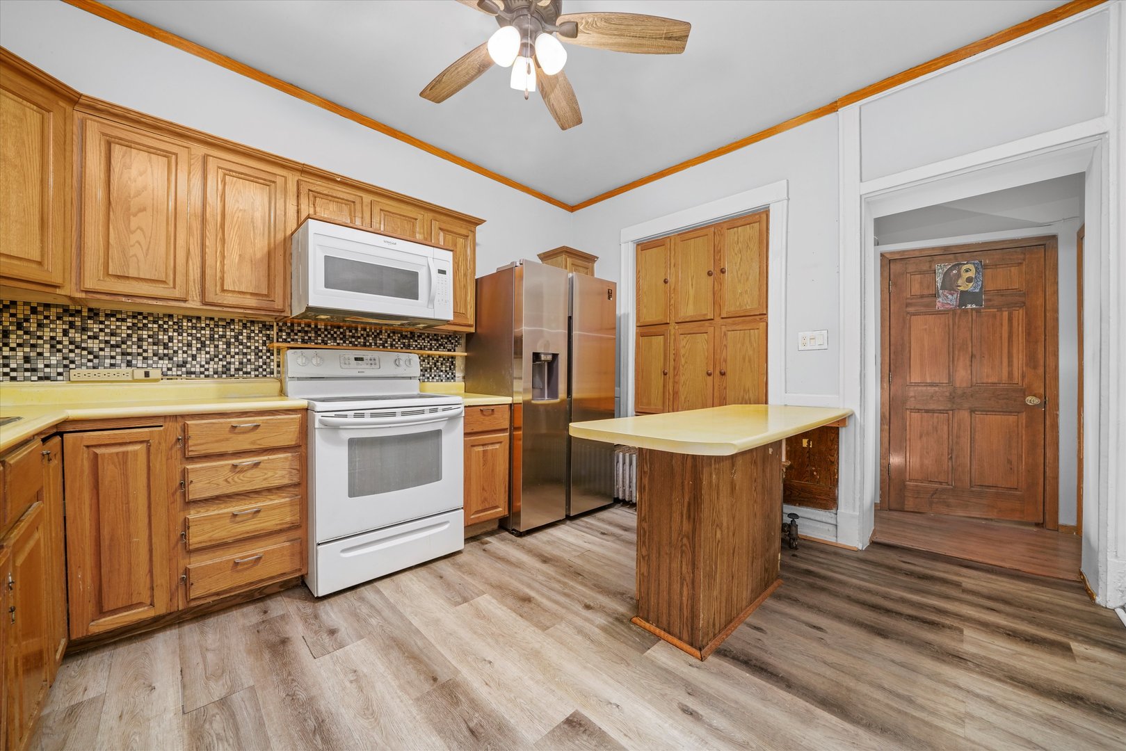 1450 N Springfield Avenue