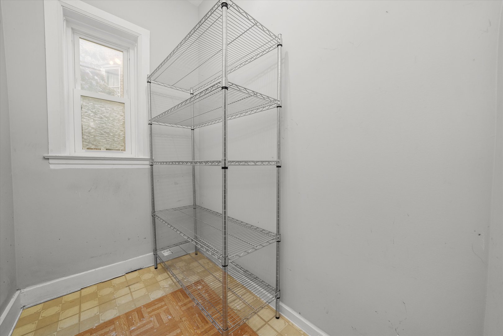 1450 N Springfield Avenue