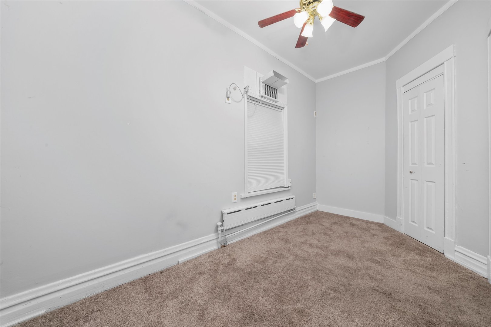 1450 N Springfield Avenue