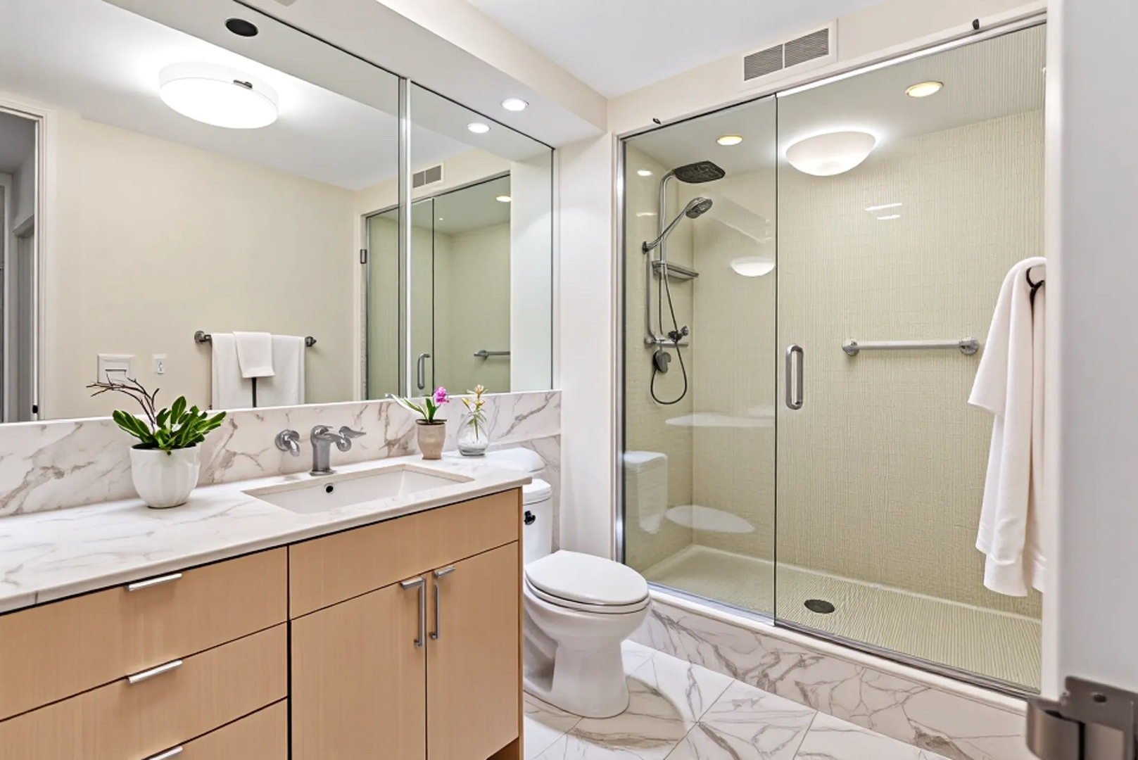 1410 N State Parkway Unit: 10B