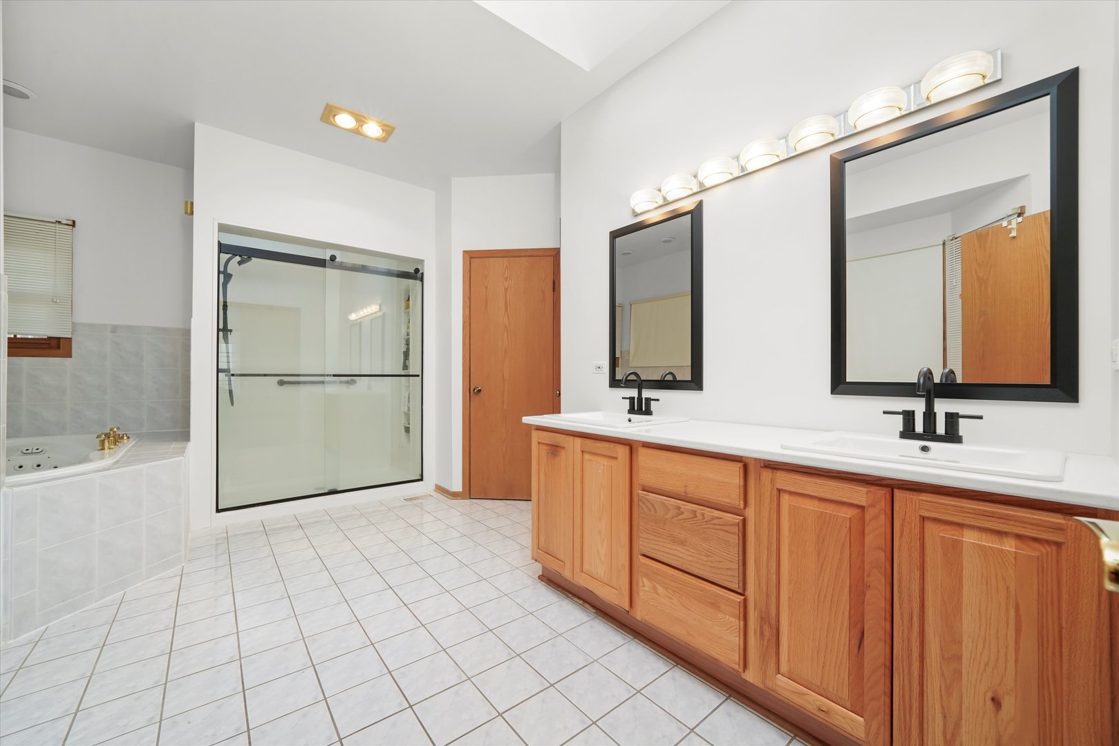 4211 Timberlane Drive