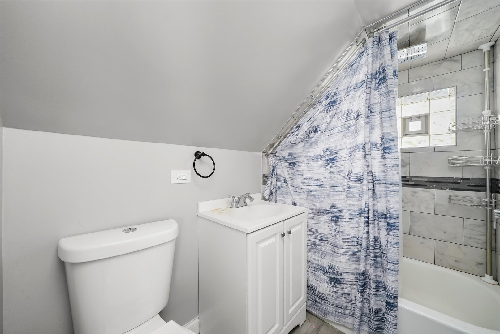 1400 N Lawndale Avenue