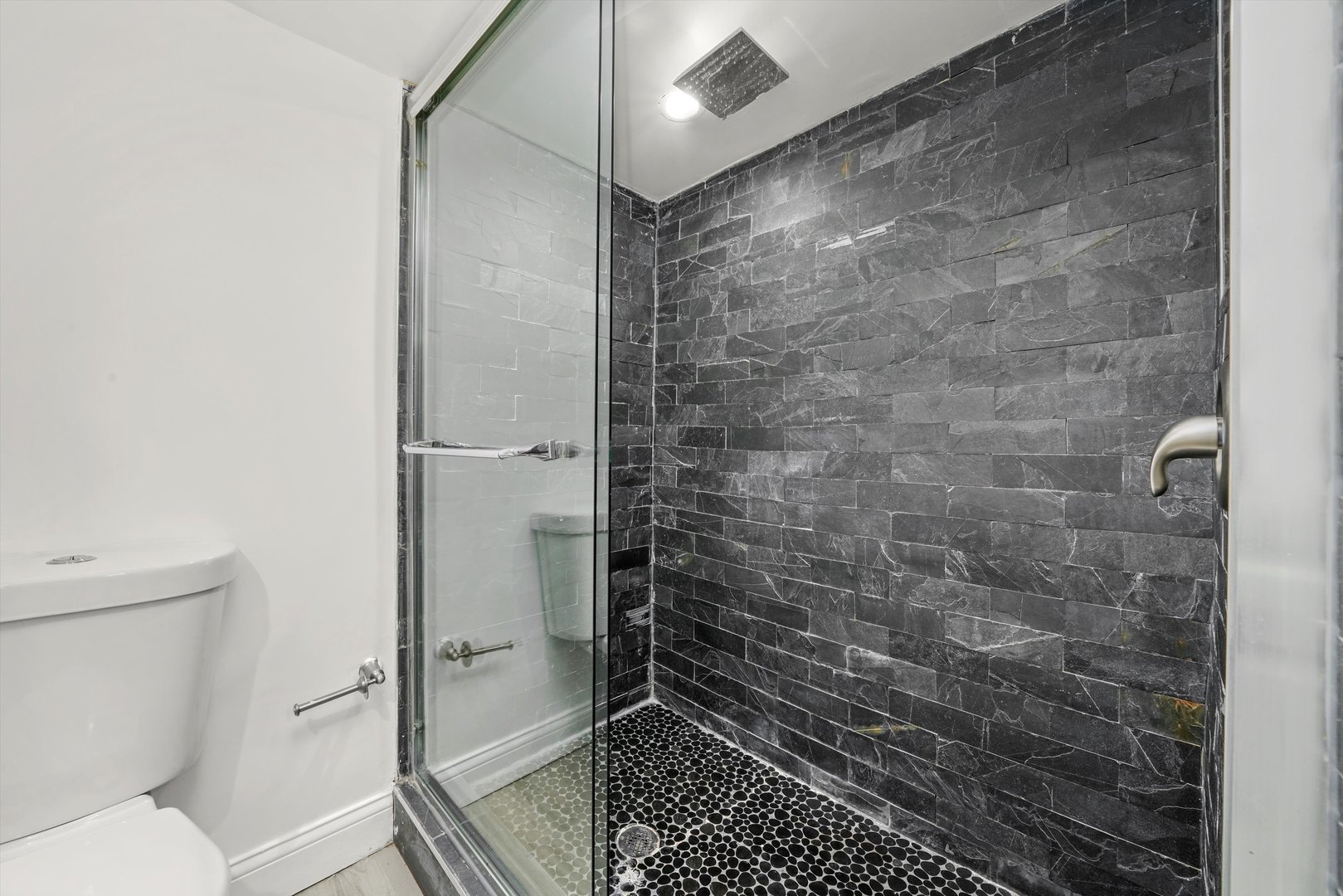 1400 N Lawndale Avenue