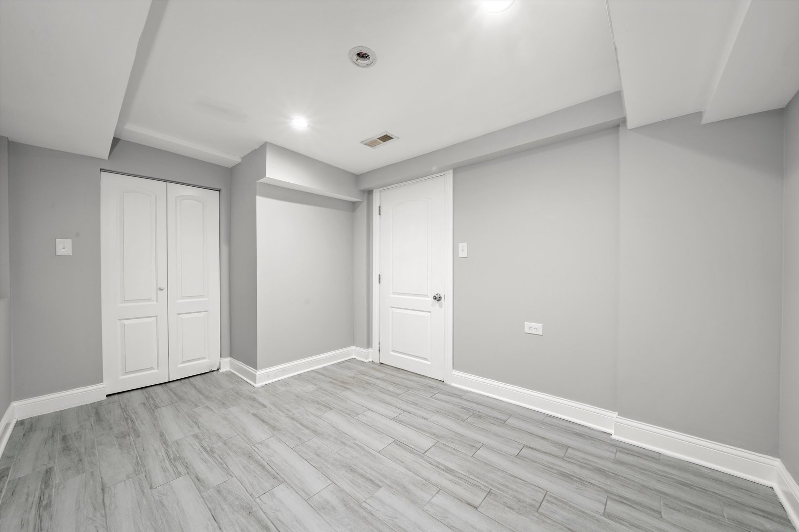 1400 N Lawndale Avenue