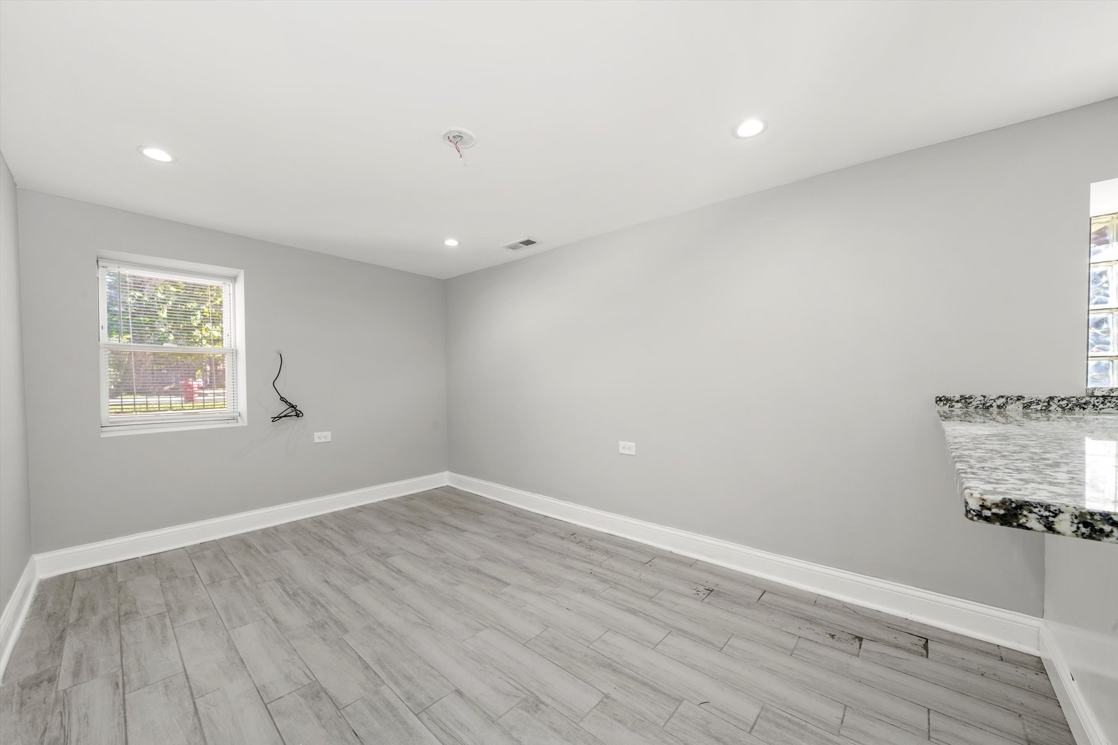 1400 N Lawndale Avenue