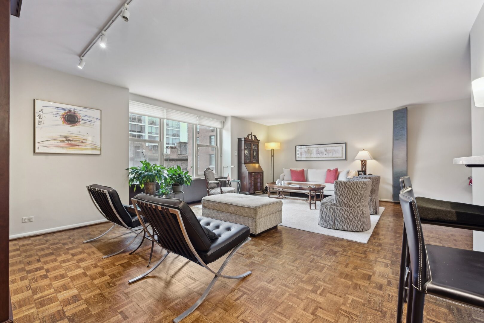 1325 N State Parkway Unit: 8E