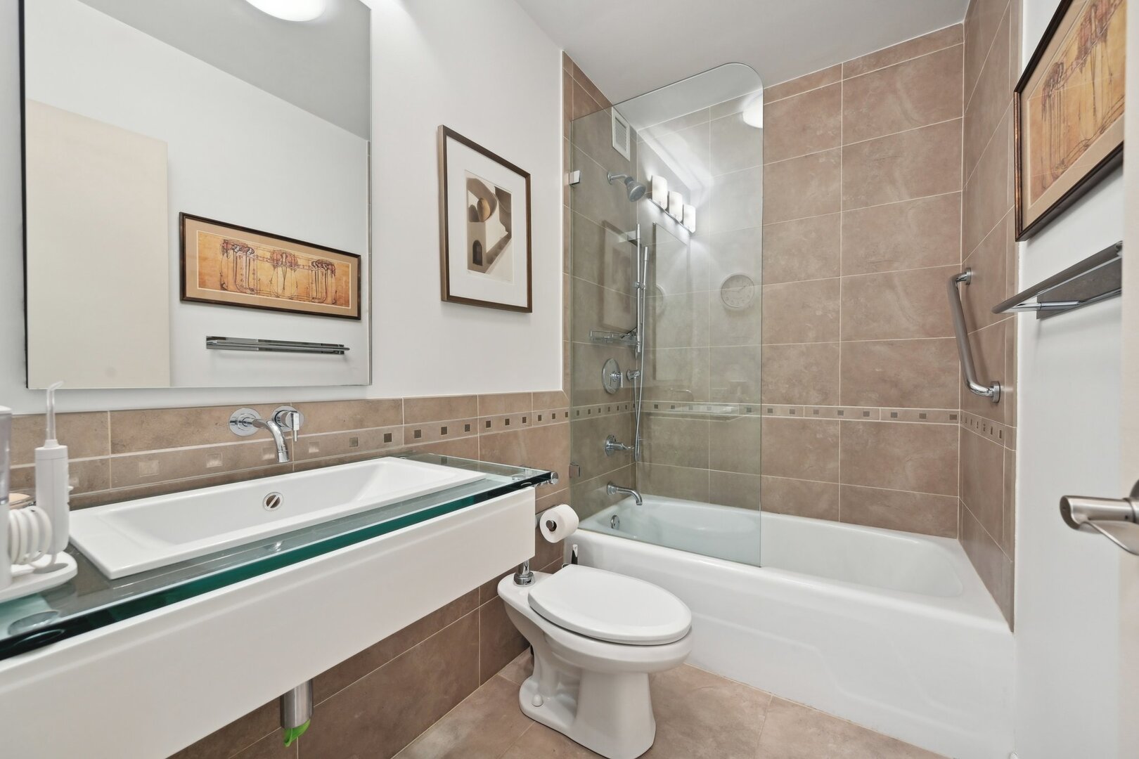 1325 N State Parkway Unit: 8E