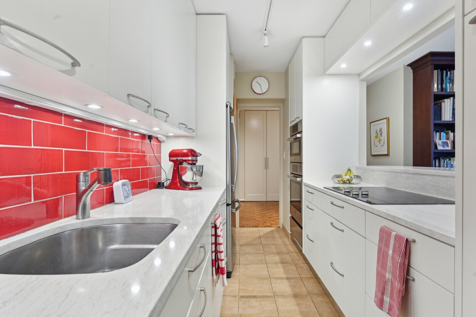 1325 N State Parkway Unit: 8E