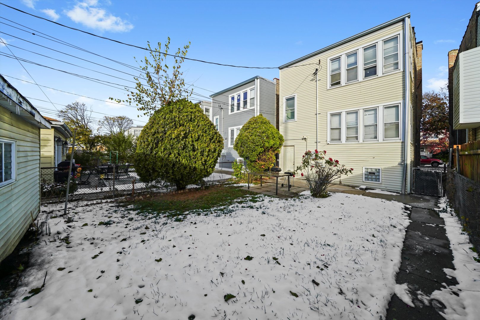 2244 N Leamington Avenue