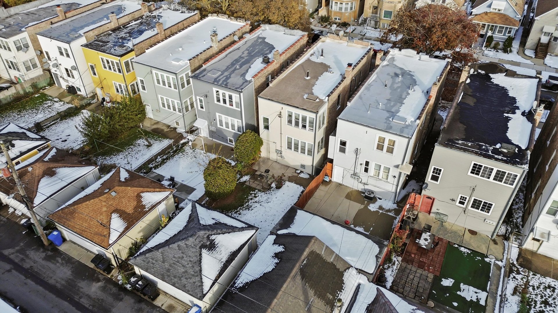 2244 N Leamington Avenue