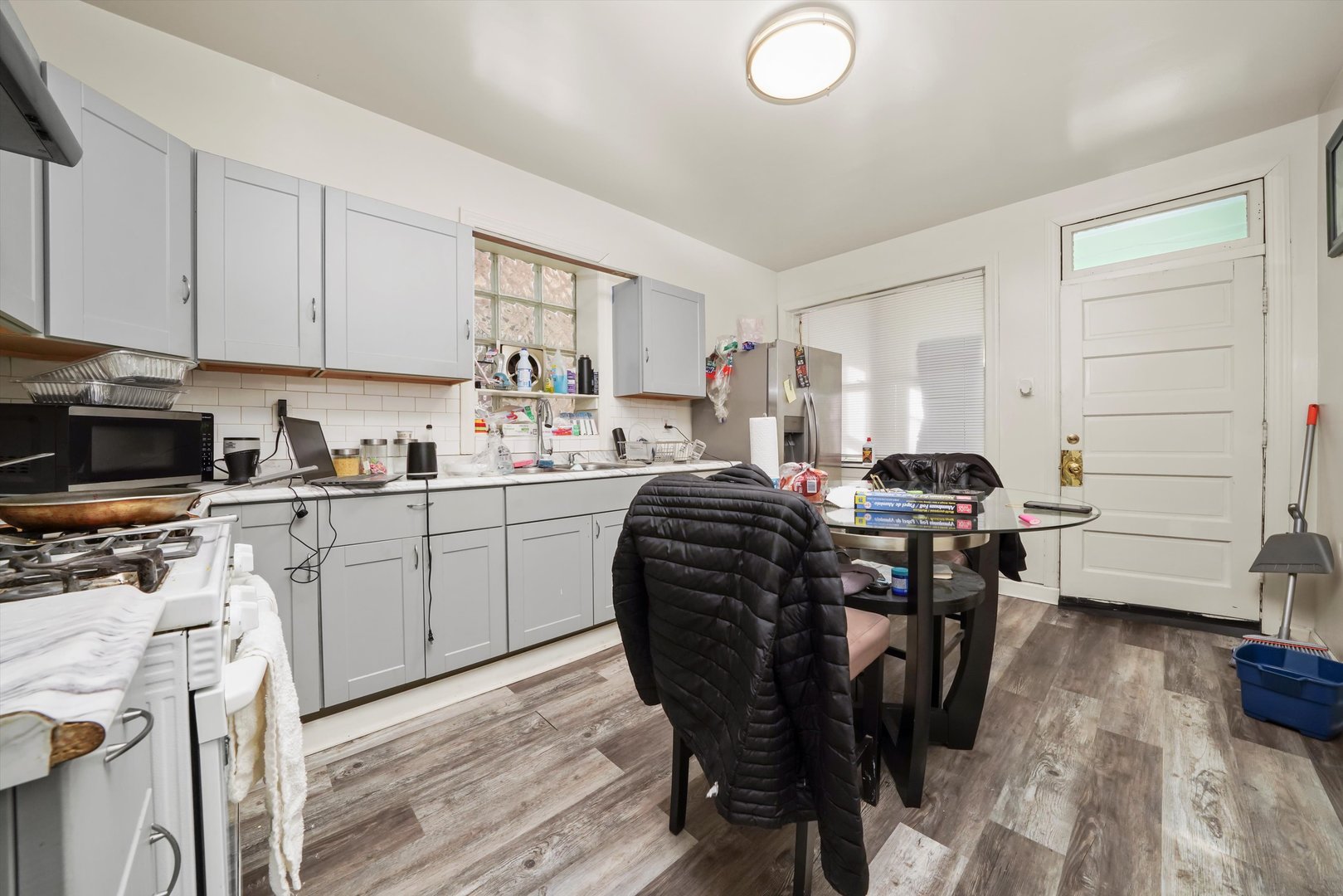 2244 N Leamington Avenue