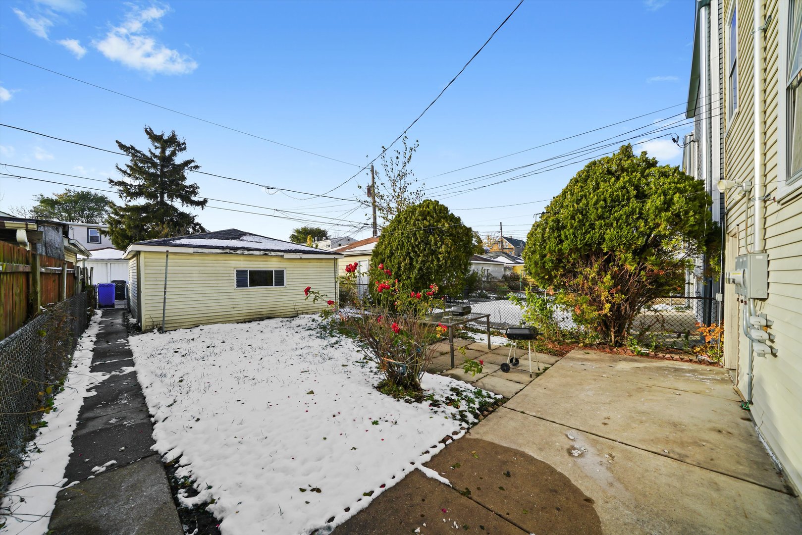 2244 N Leamington Avenue