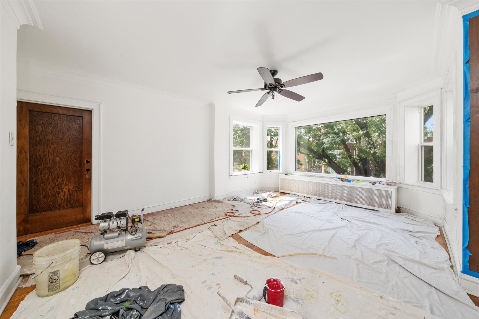 8019 S Marshfield Avenue