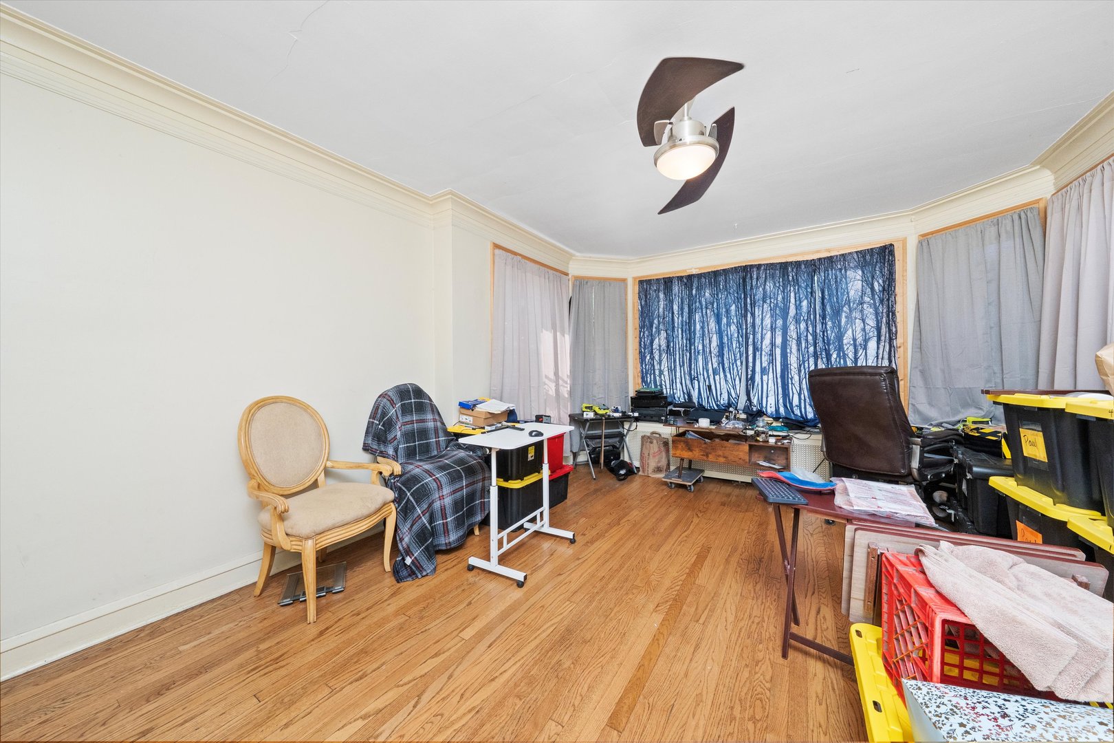 8019 S Marshfield Avenue