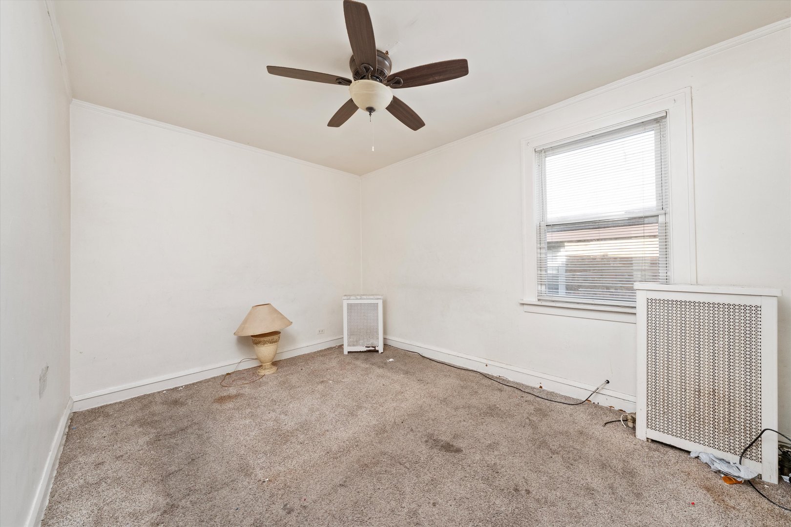 8019 S Marshfield Avenue