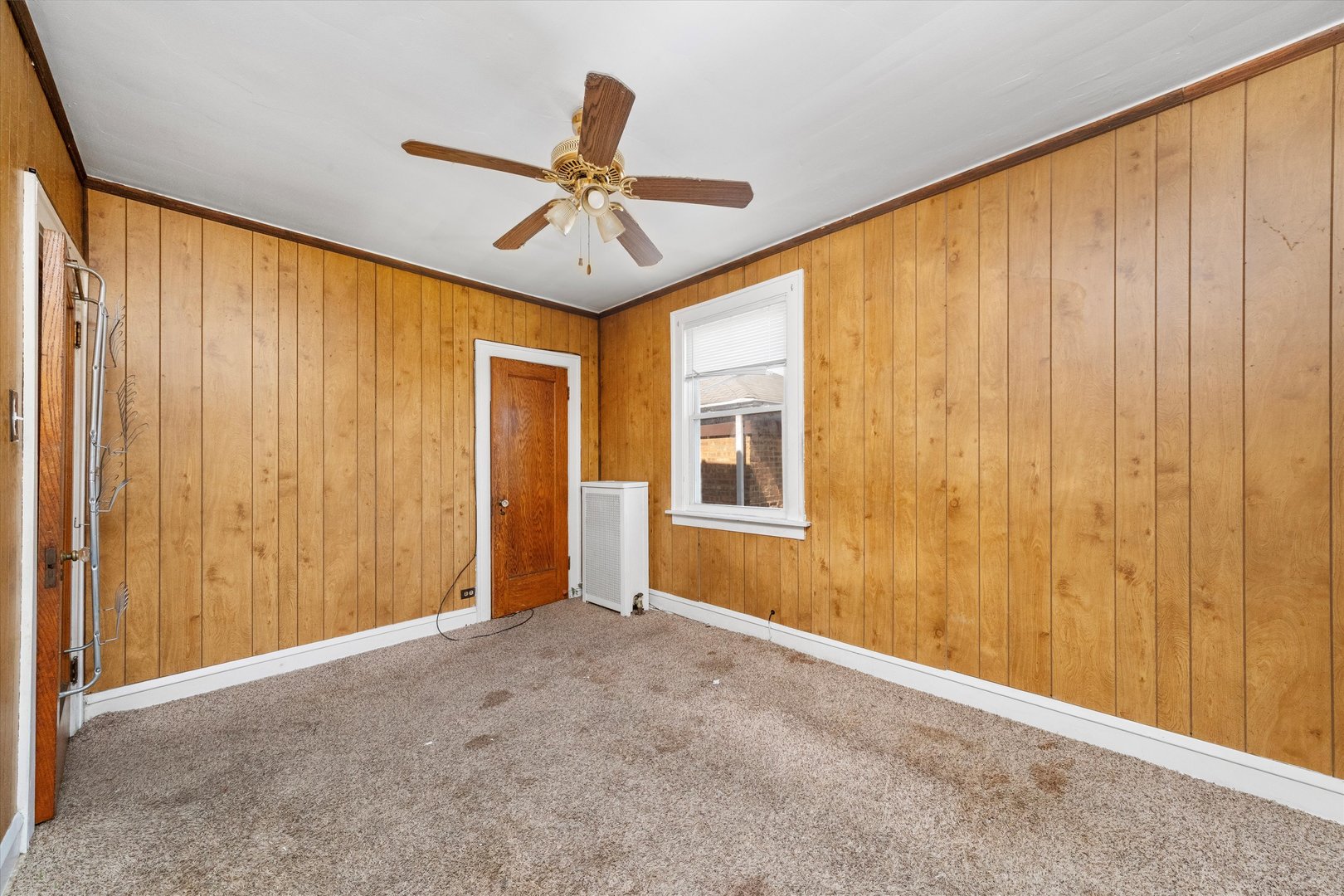 8019 S Marshfield Avenue