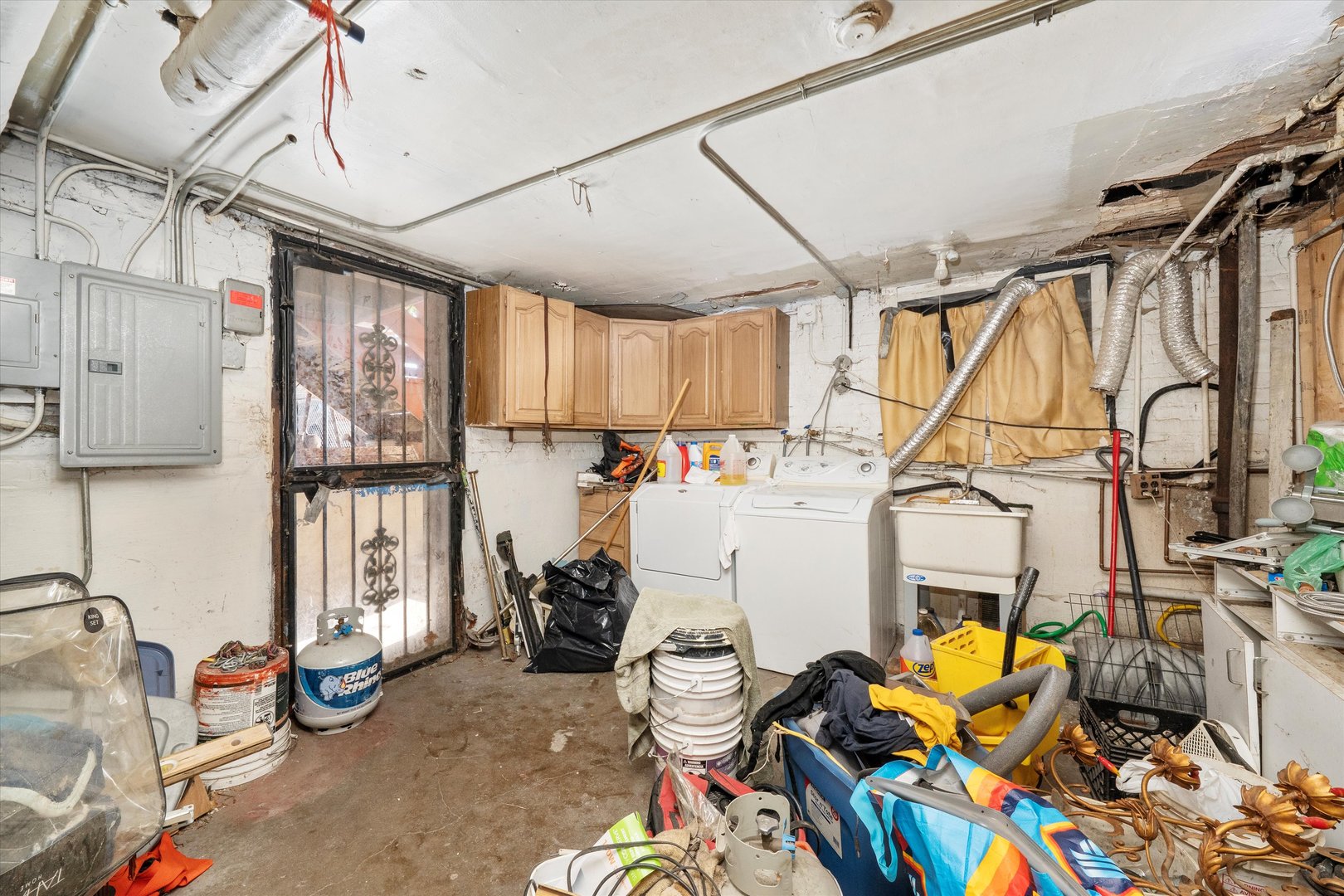 8019 S Marshfield Avenue